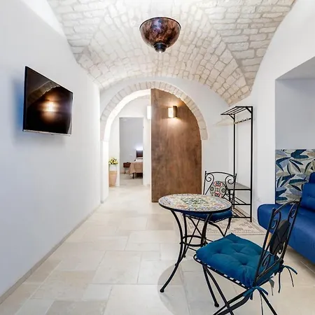 Lanucara 5 6 Apartman *